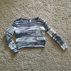 H&m black and white sweater pullover top